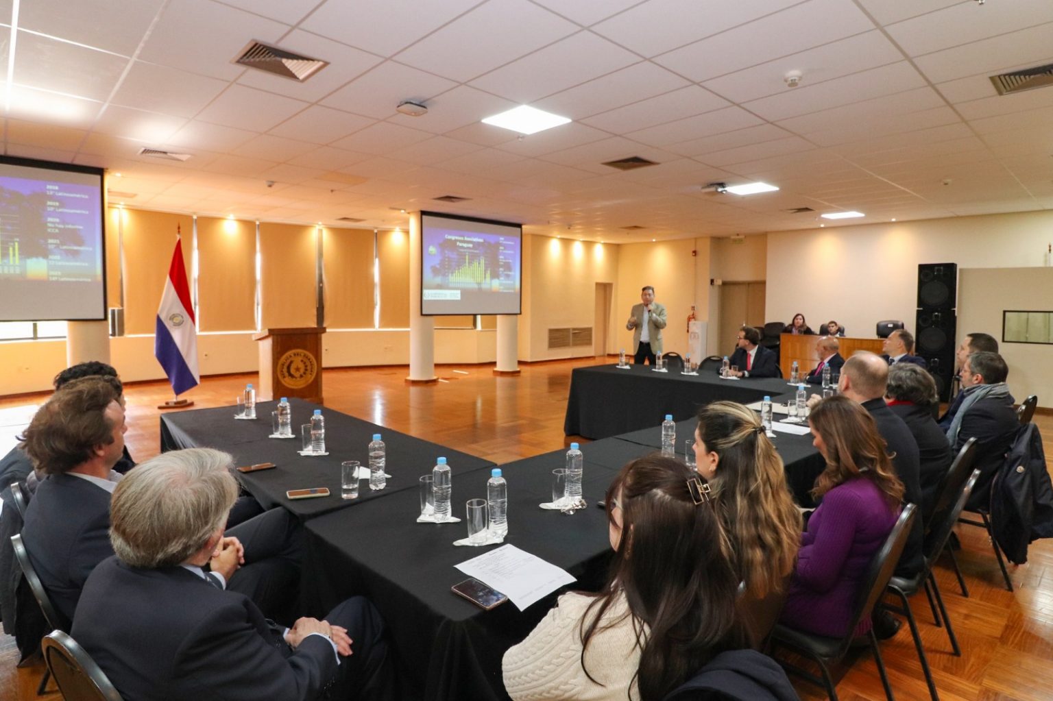 Info MIC: Especialistas del MIC presentan ventajas para inversión en Paraguay a empresarios españoles